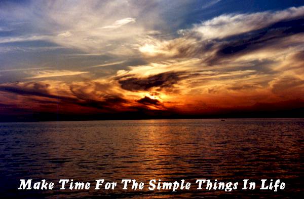 sunset.jpg (32515 bytes)